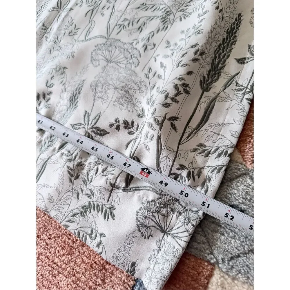 Scott Living Aubry Shimmering Floral 100% Blackout Back Tab Curtain Panel 96x51